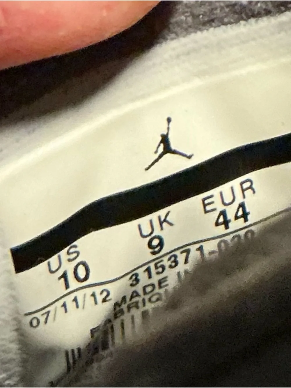Jordan Men's Black and Yellow High-Top Sneakers